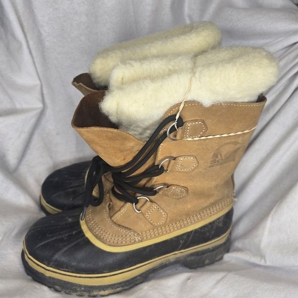 Sorel Shoes - SOREL Men's Caribou Wool  Leather Waterproof Winter Boots Size 9 Mens 7 Women's